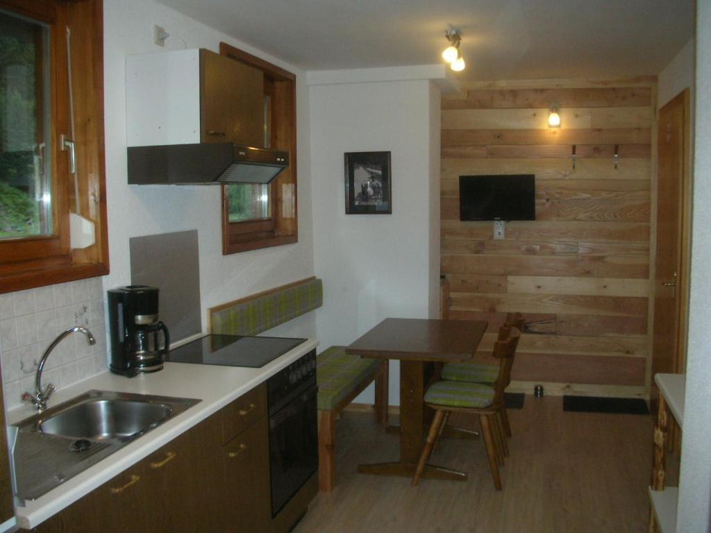 Appartamento Haus Frank Pitztal Sankt Leonhard im Pitztal Esterno foto